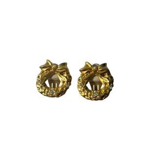 Vintage Norma Jean GoldTone Rhinestone Faux Pearl Holiday Wreath ClipOn Earrings
